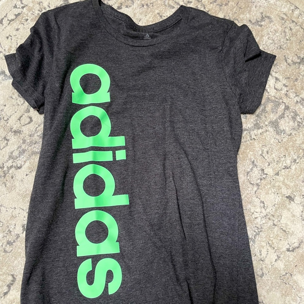 ADIDAS T shirt womens small